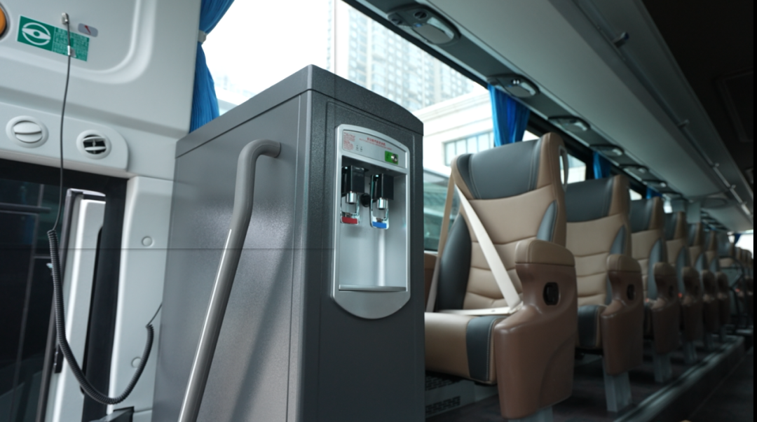 行業(yè)最大批量！宇通100輛高端旅游客車交付新疆
