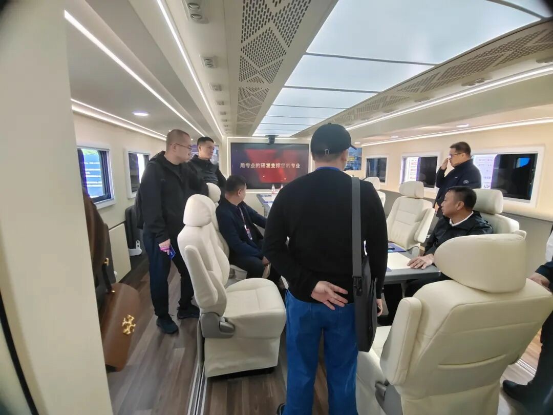 貼近實(shí)戰(zhàn)，高效保障！宇通專用車參加第十三屆全國(guó)礦山救援技能競(jìng)賽裝備展