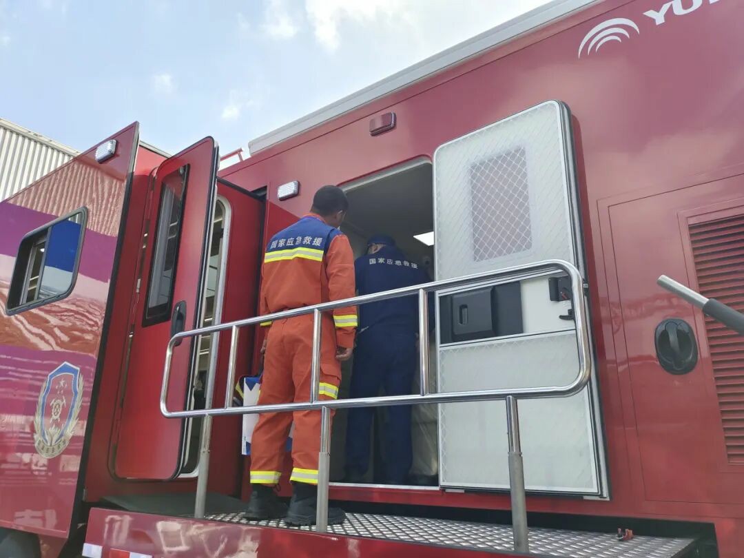 貼近實(shí)戰(zhàn)，高效保障！宇通專用車參加第十三屆全國(guó)礦山救援技能競(jìng)賽裝備展