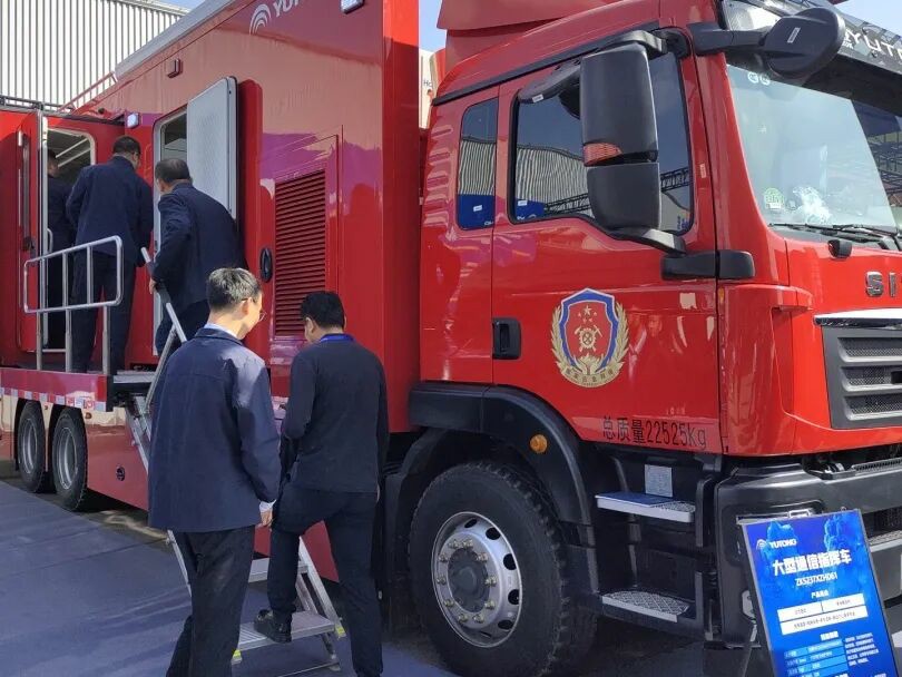 貼近實(shí)戰(zhàn)，高效保障！宇通專用車參加第十三屆全國(guó)礦山救援技能競(jìng)賽裝備展