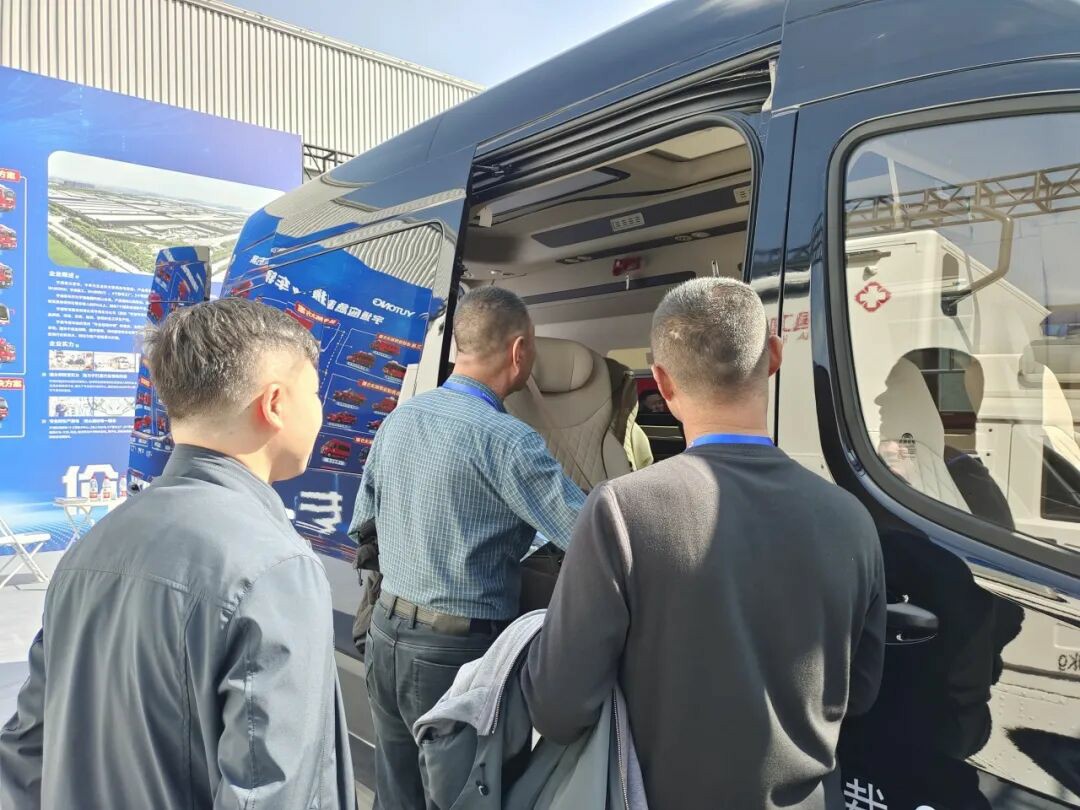 貼近實(shí)戰(zhàn)，高效保障！宇通專用車參加第十三屆全國(guó)礦山救援技能競(jìng)賽裝備展