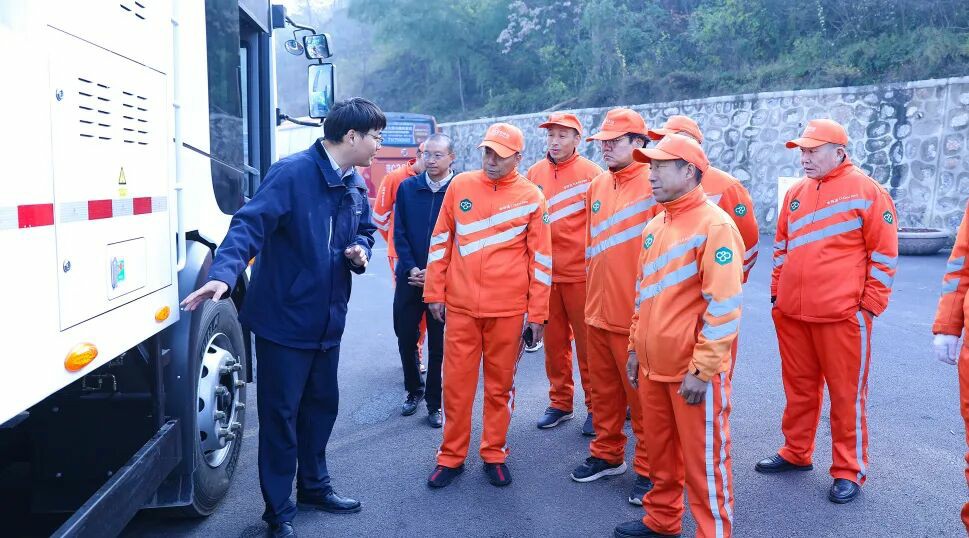 裝備煥新，潔護(hù)陽泉！宇通環(huán)衛(wèi)助力山西點(diǎn)亮城市新景！