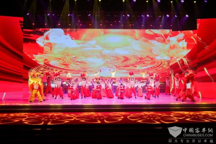 歌舞飛揚 使命召喚 宇通集團職工文藝匯演精彩上演