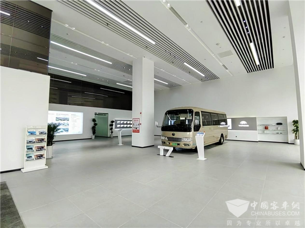 宇通“三直模式”首落海南，直擊自貿(mào)港新機遇